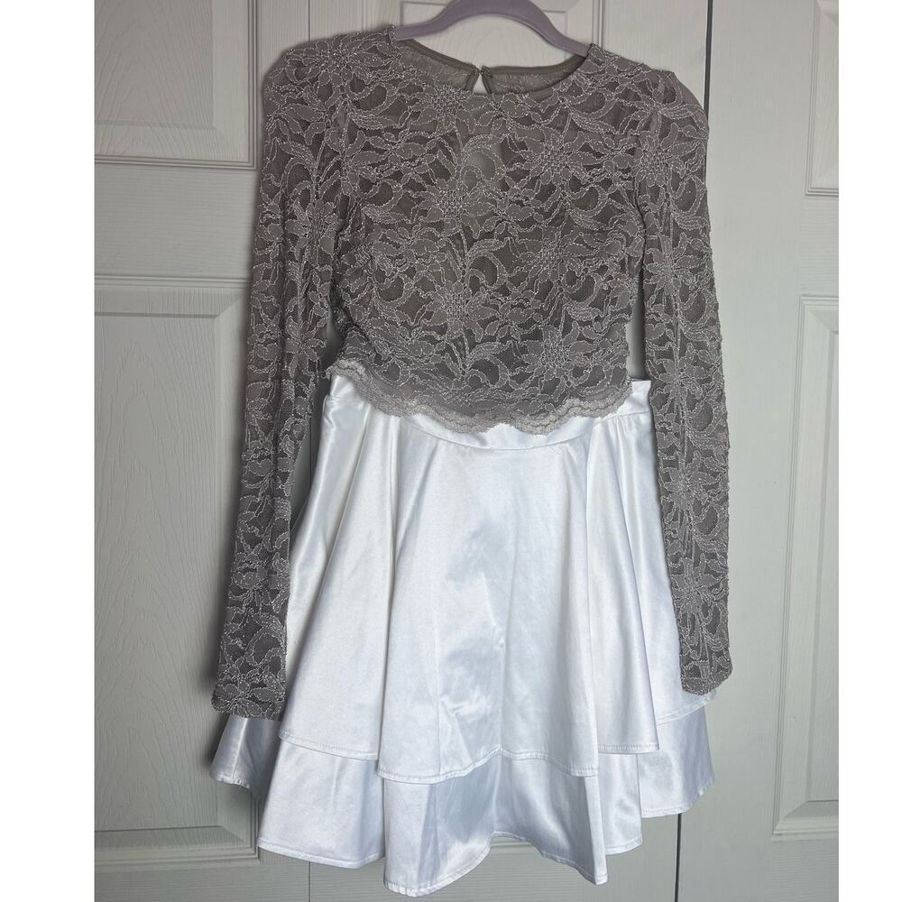 City Triangles Juniors Two Piece Lacey Top & Skirt White, Gold Size 3